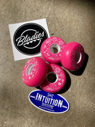 Bladies Pink 59mm inline skate wheels